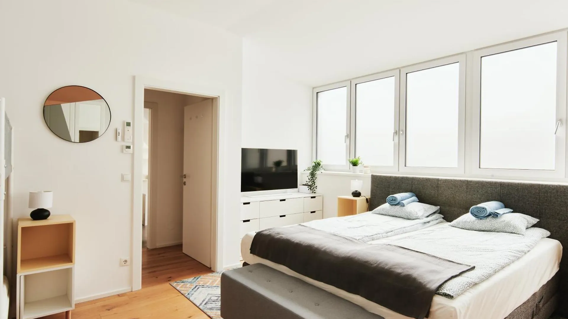New Spacious Ultra-Modern Apartment In Wien Westbahnhof