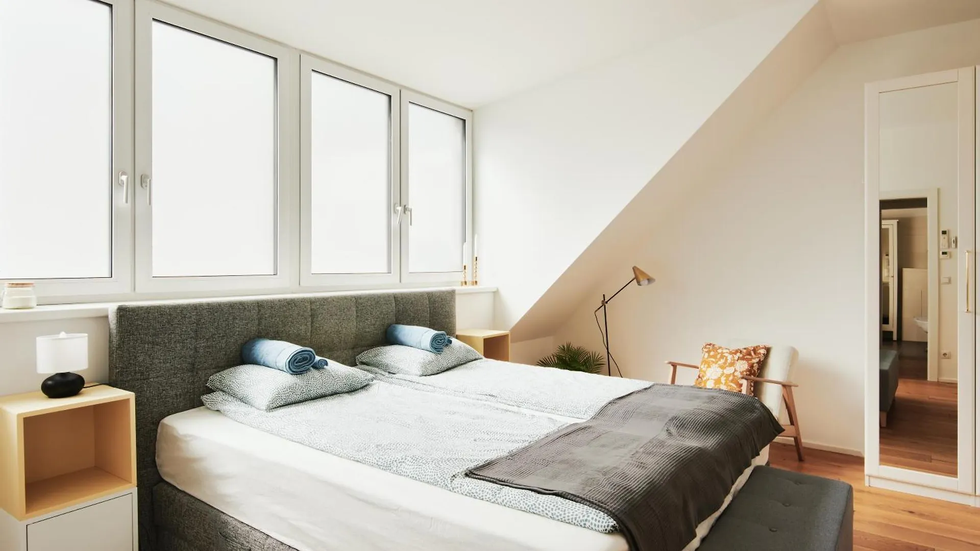 New Spacious Ultra-Modern Apartment In Wien Westbahnhof